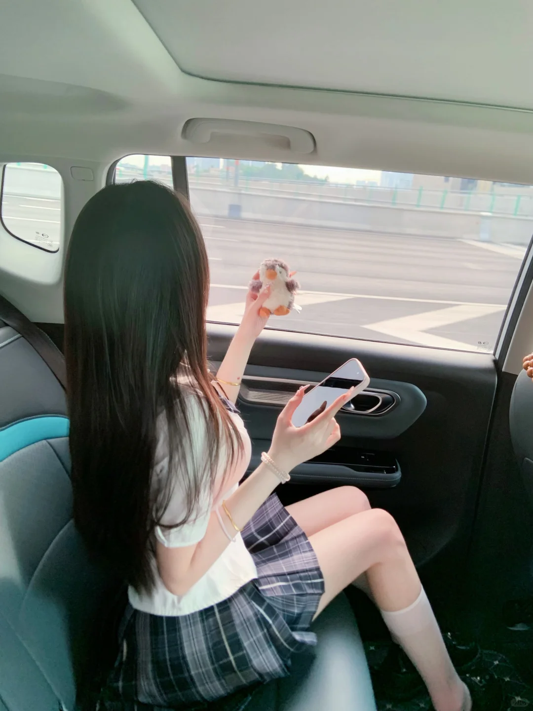 本学姐粗门啦(•͈˽•͈)