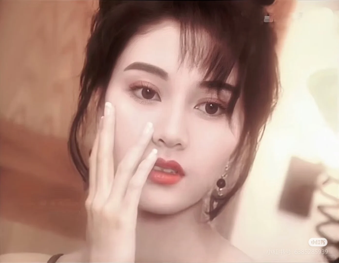 李嘉欣这精致的五官绝对是老天爷最佳之作