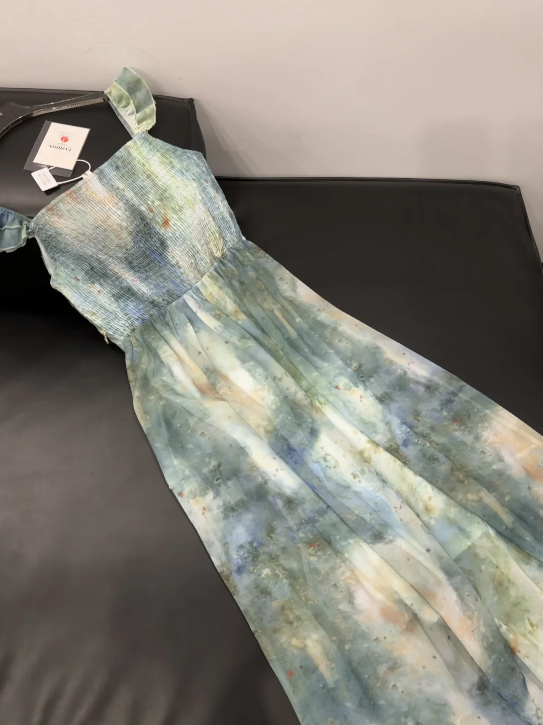 五一出逃计划 | 邂逅绝美油画裙👗夏天来了