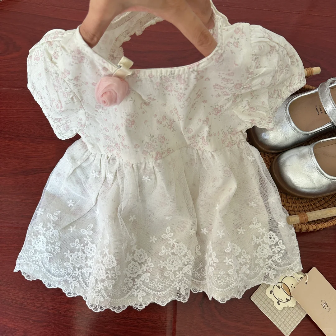 她家好多漂亮小裙子呀