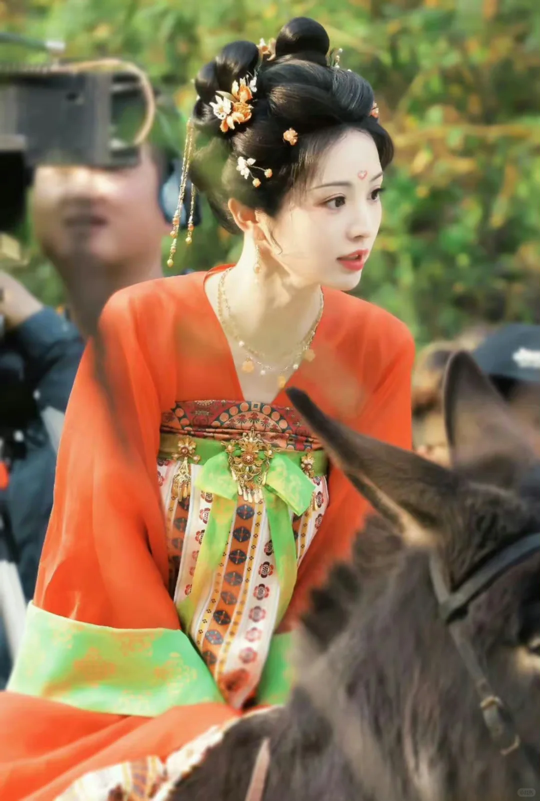 田曦薇·子夜归妆造