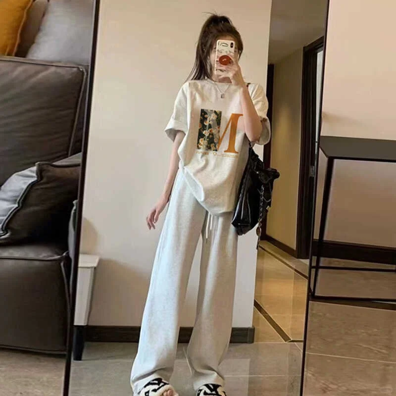 赫本风网红爆款宽松休闲时尚运动套装女大码