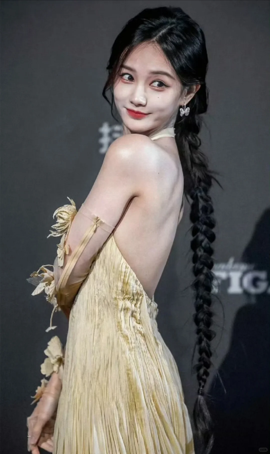 桐姐的颜也太能打了