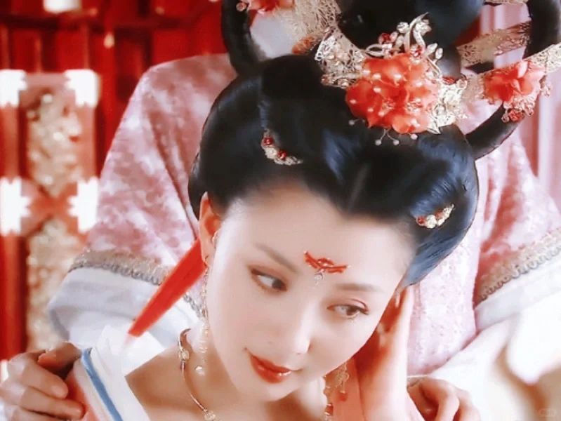 来看看我们中国唐代汉服