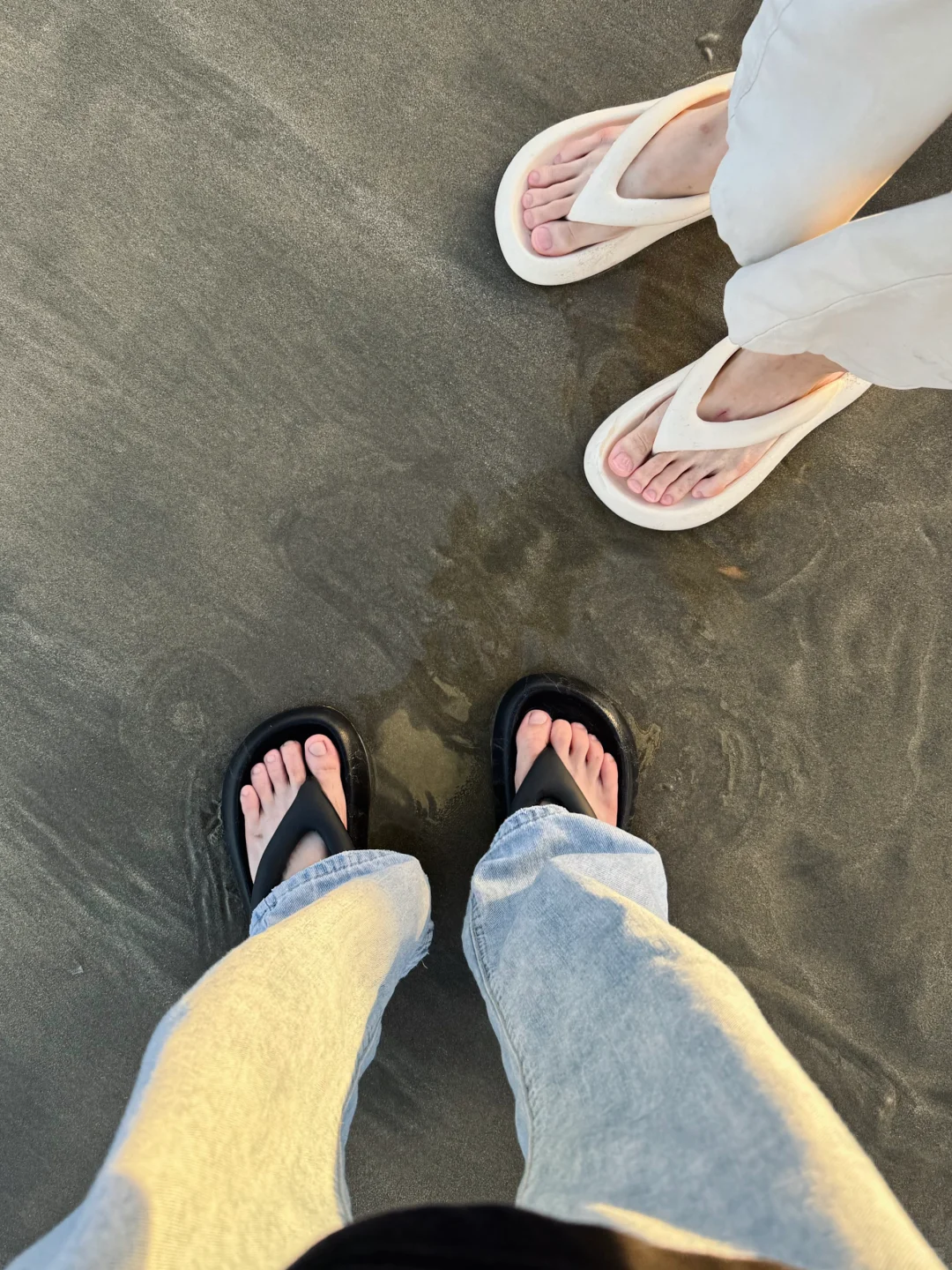 别瞎买！泰国旅游穿这双人字拖就够了