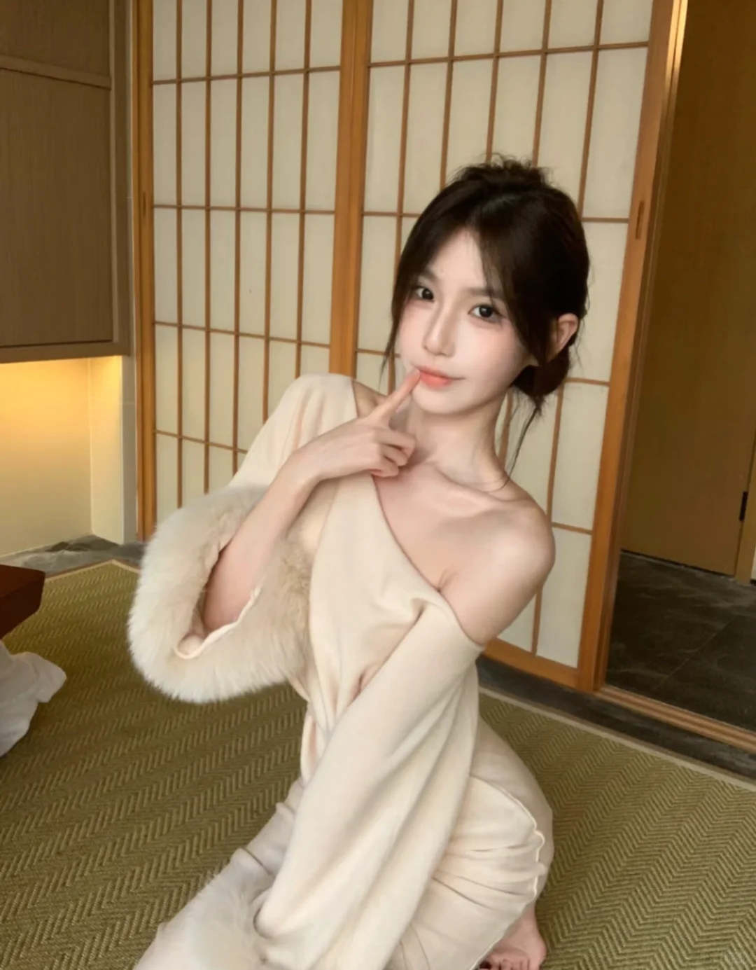 新人小众女模 纯欲 寻📹