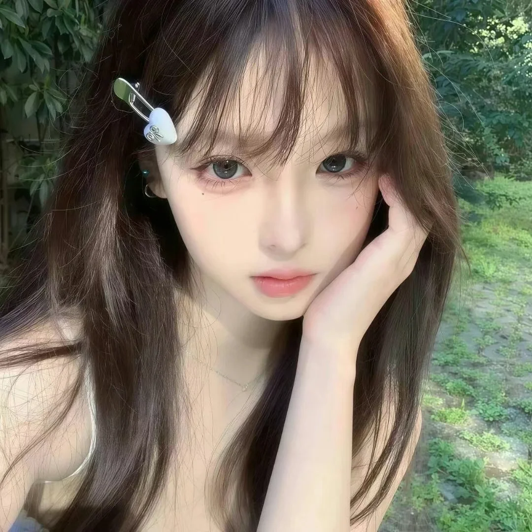 优质女头拿图，点个赞吧~😆😅😂