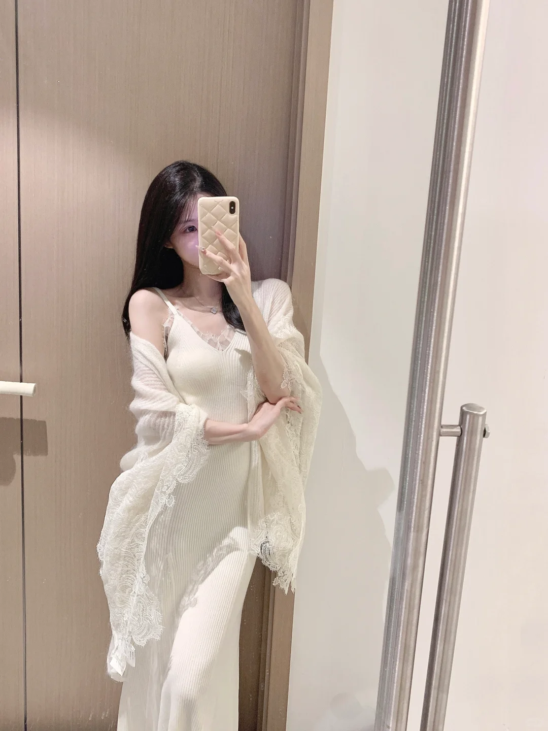 栀子白柔️蕾丝披肩美晕啦～
