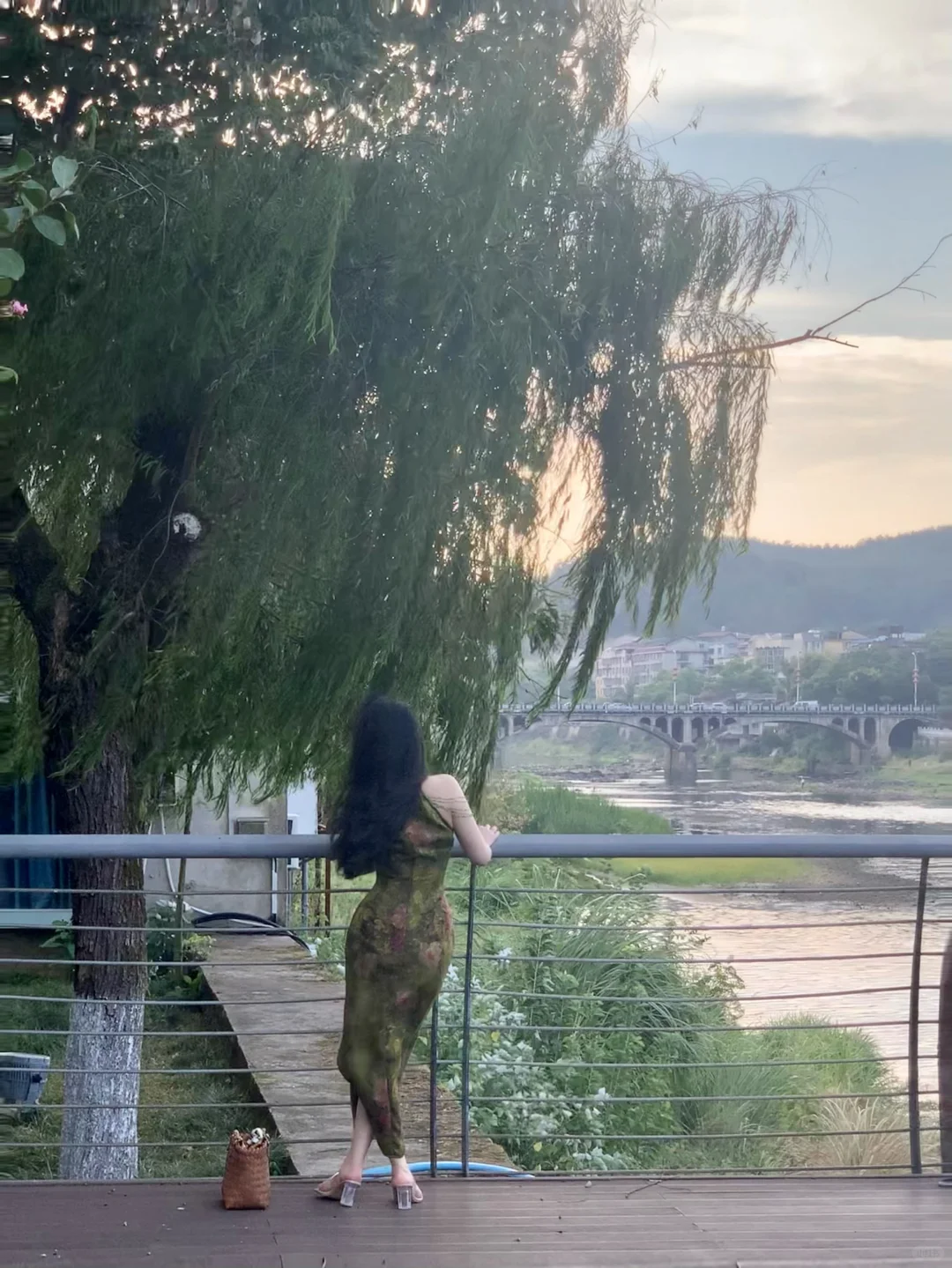 风流俏寡妇
