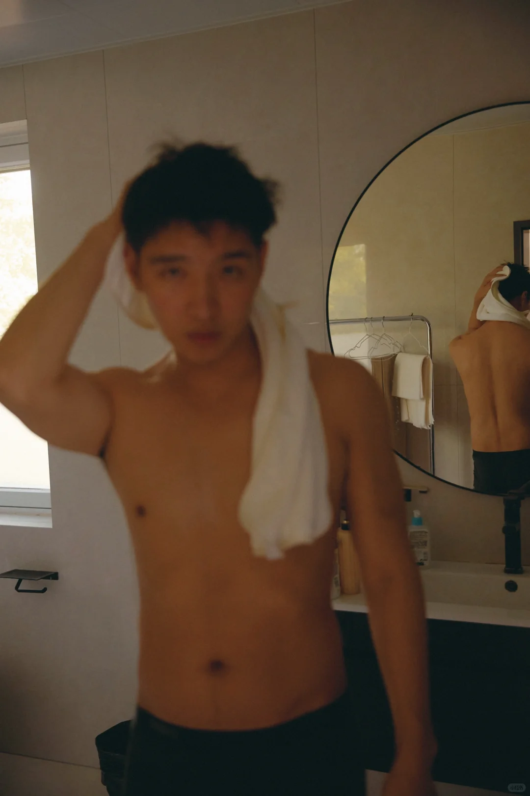 晨光与少年｜居家男友感胶片日记
