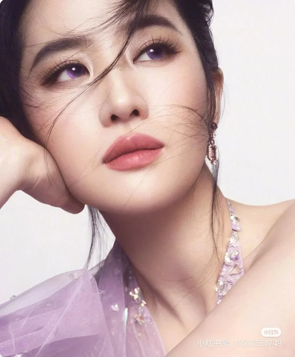 我女朋友好美