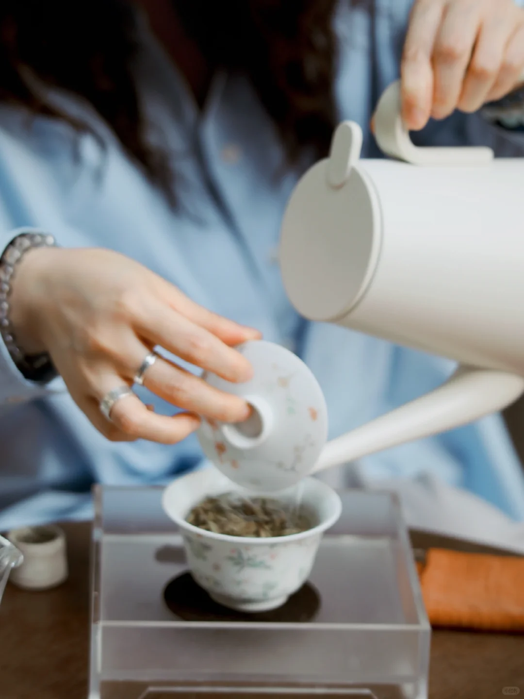 今天我招了一个有仲裁记录已婚未育的女员工