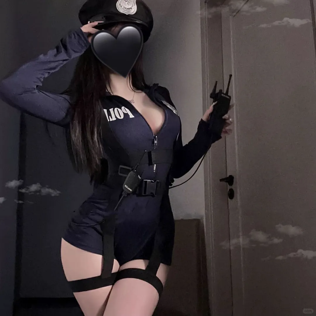 👮‍♀️机车女警，性感成熟cosplay🚨