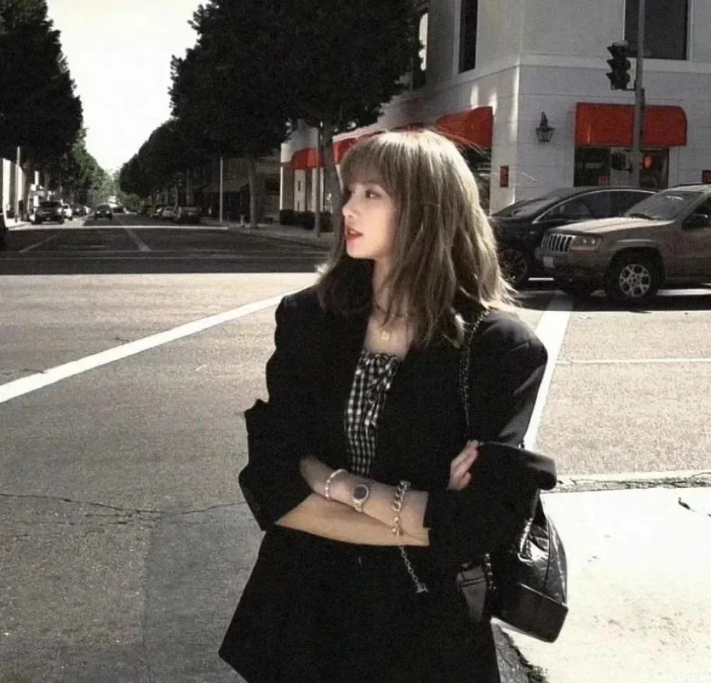Lisa氛围感头像