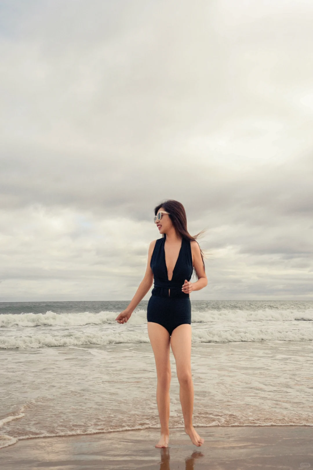 陵水约拍｜海边比基尼泳装美女
