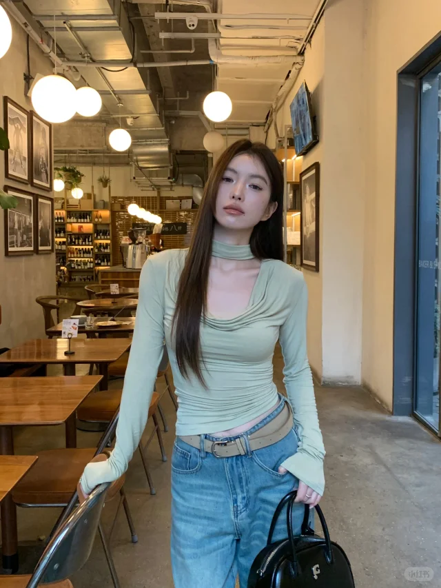 💕纯欲天花板！荡领长袖T恤绝了