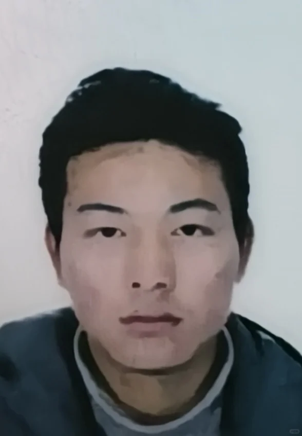 帮我客观评价一下现在的长相，第一印象