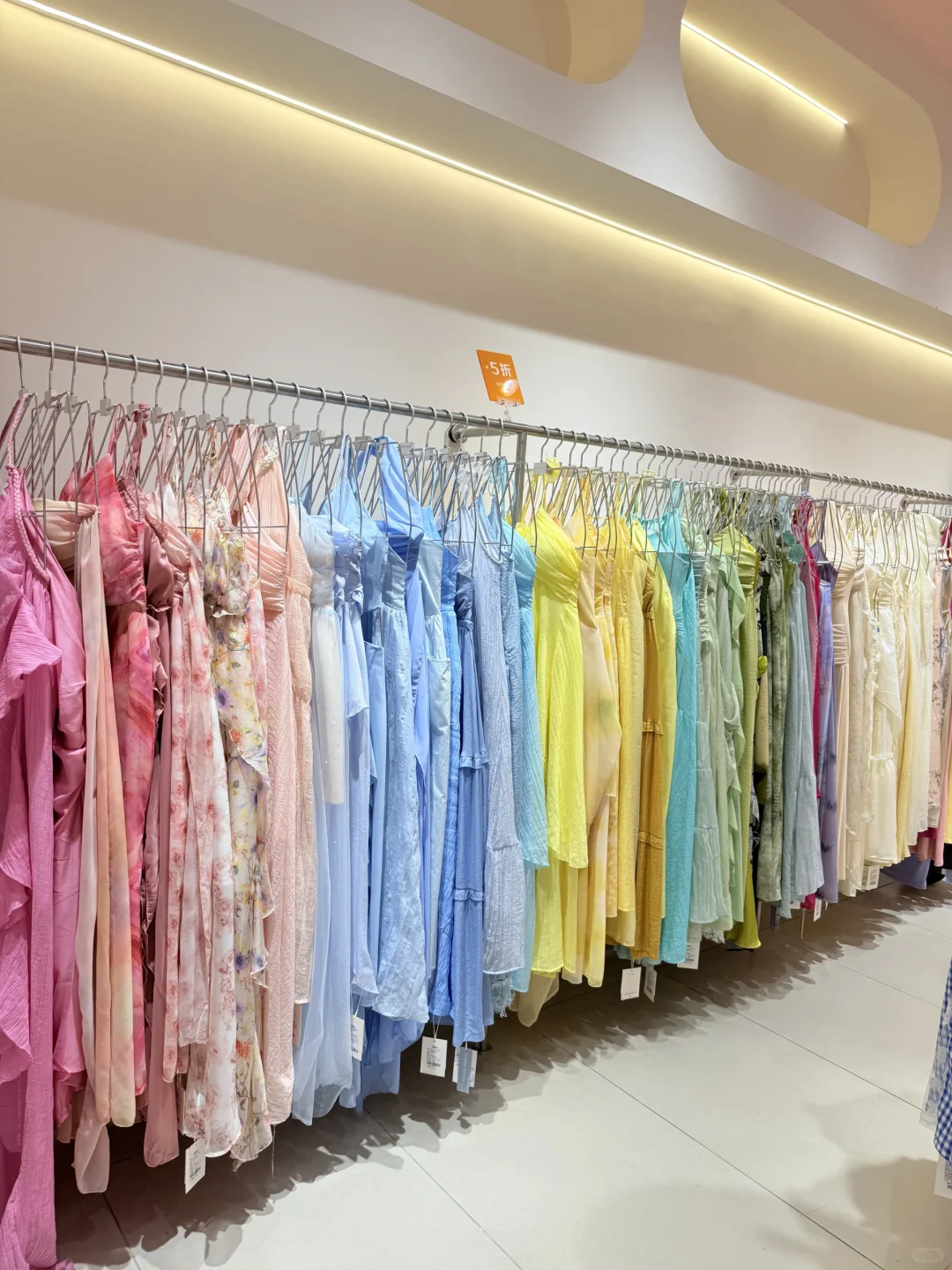 三亚旅行海边穿搭〡平价度假服饰店