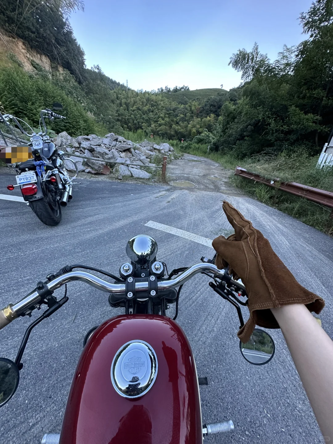 There is my new motorcycle channel