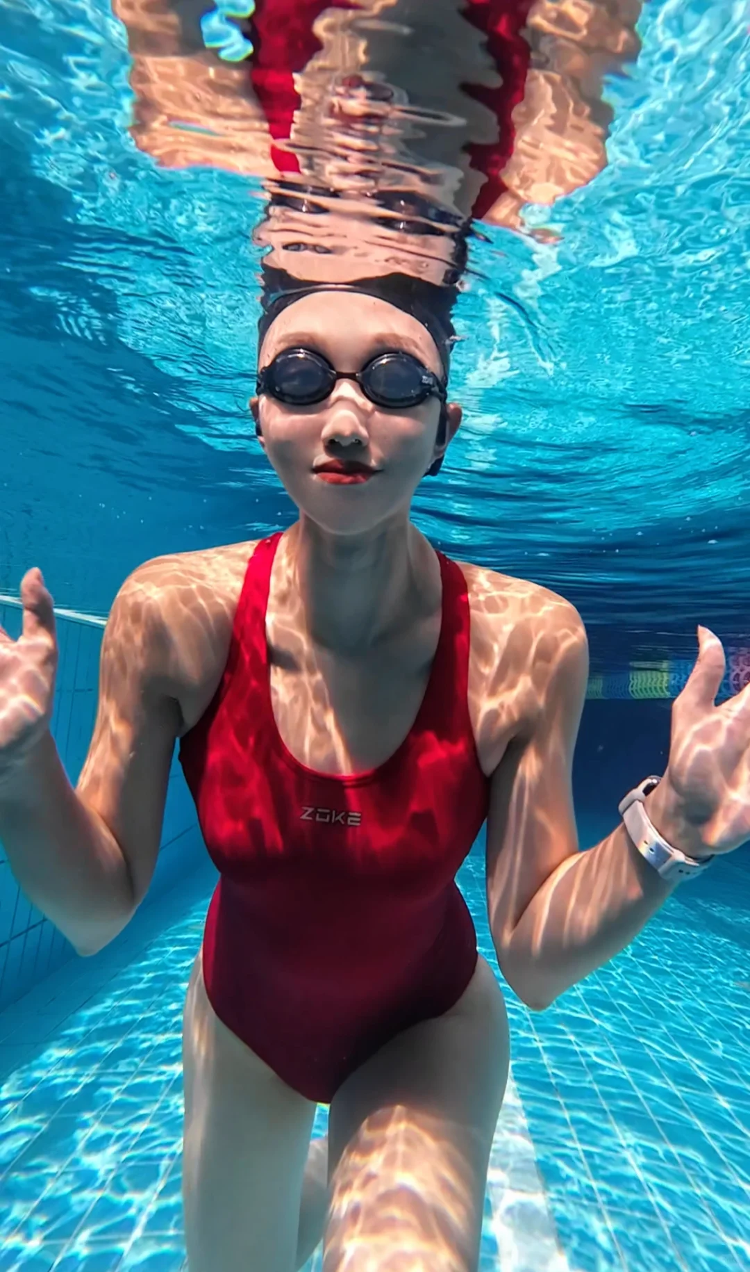 🏊游泳日常|午后的泳池竟然让我包场了🏊