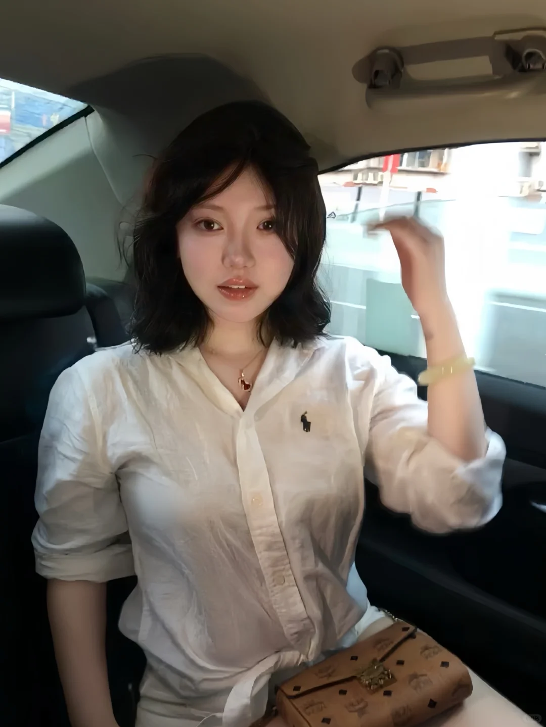 梨形身材 新人模特 蹲摄影师📷