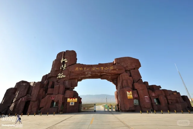 五一平山湖：天然雕塑馆废土风走秀🏜️！