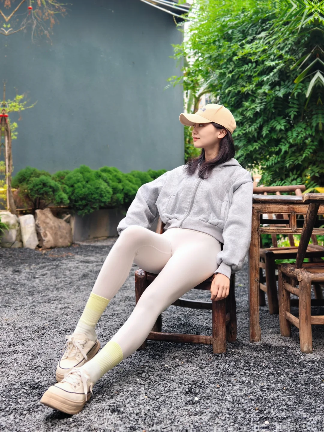 听说穿瑜伽裤有羞耻感…？