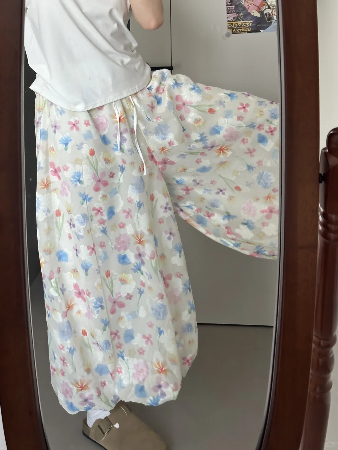 Vocal真的是裤子！裤子啊！！！不是裙子！！！🌷