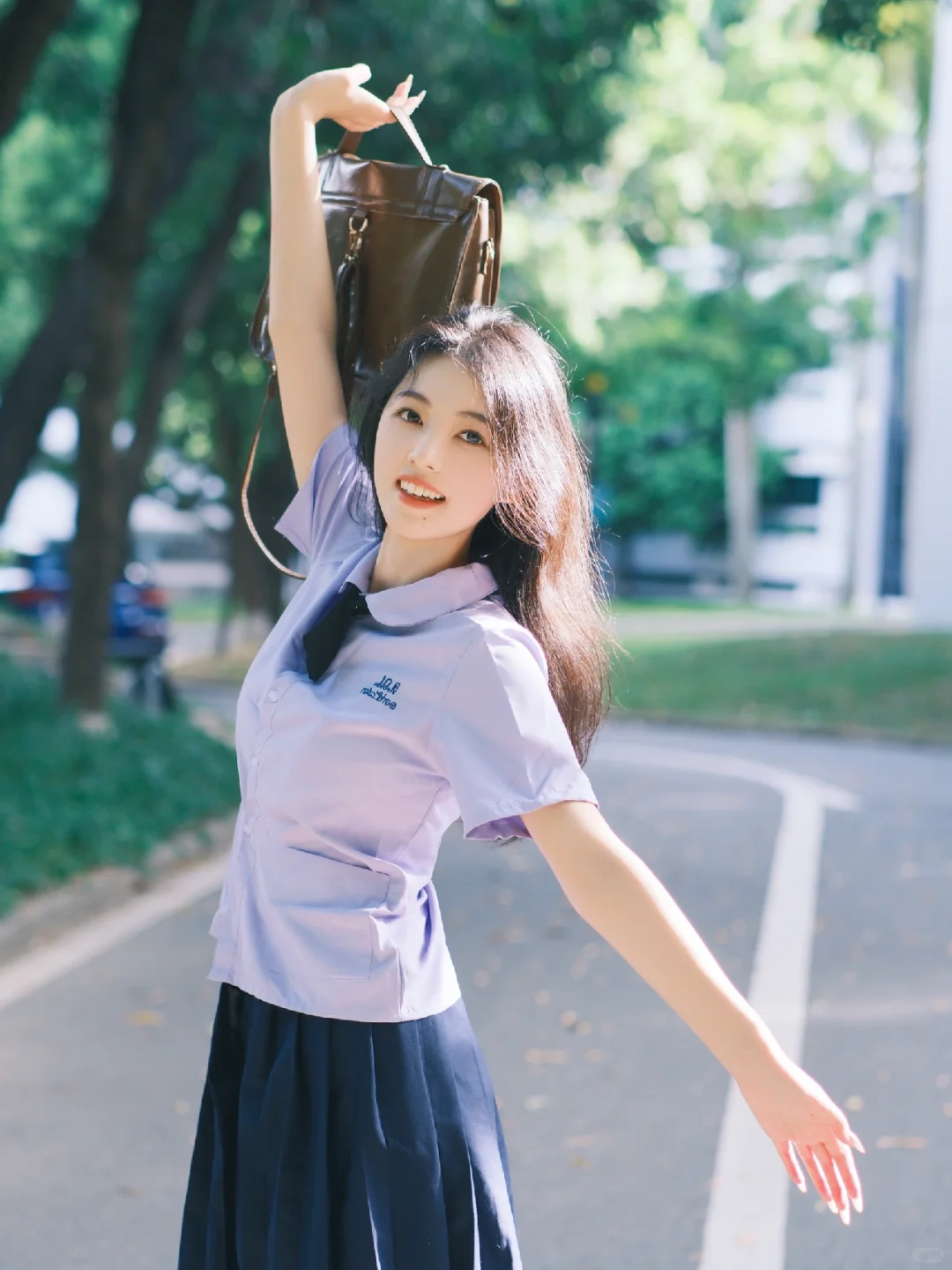喜欢晴天，你恰好私太阳☀️｜泰式校服拍照姿势
