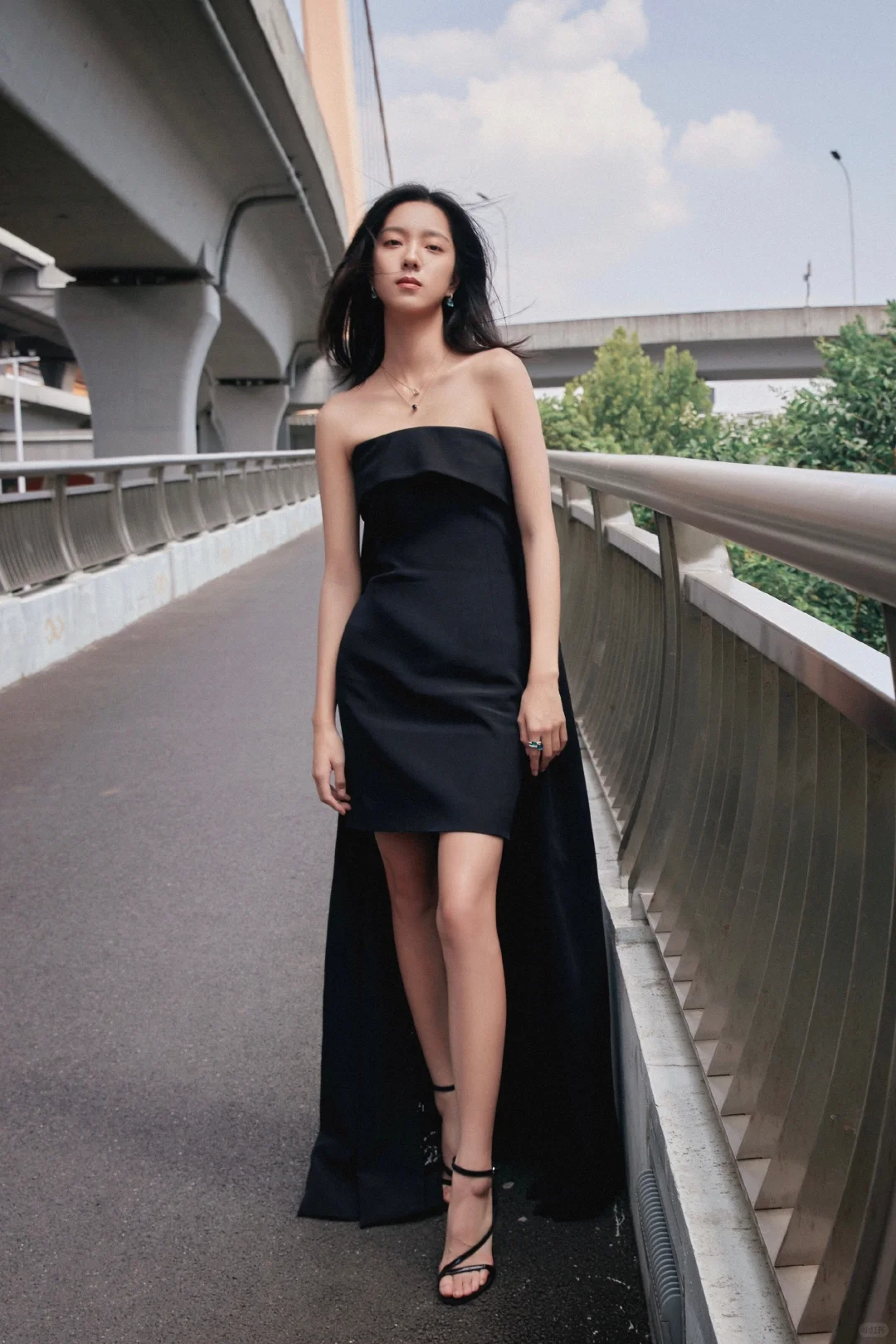 【庄达菲】