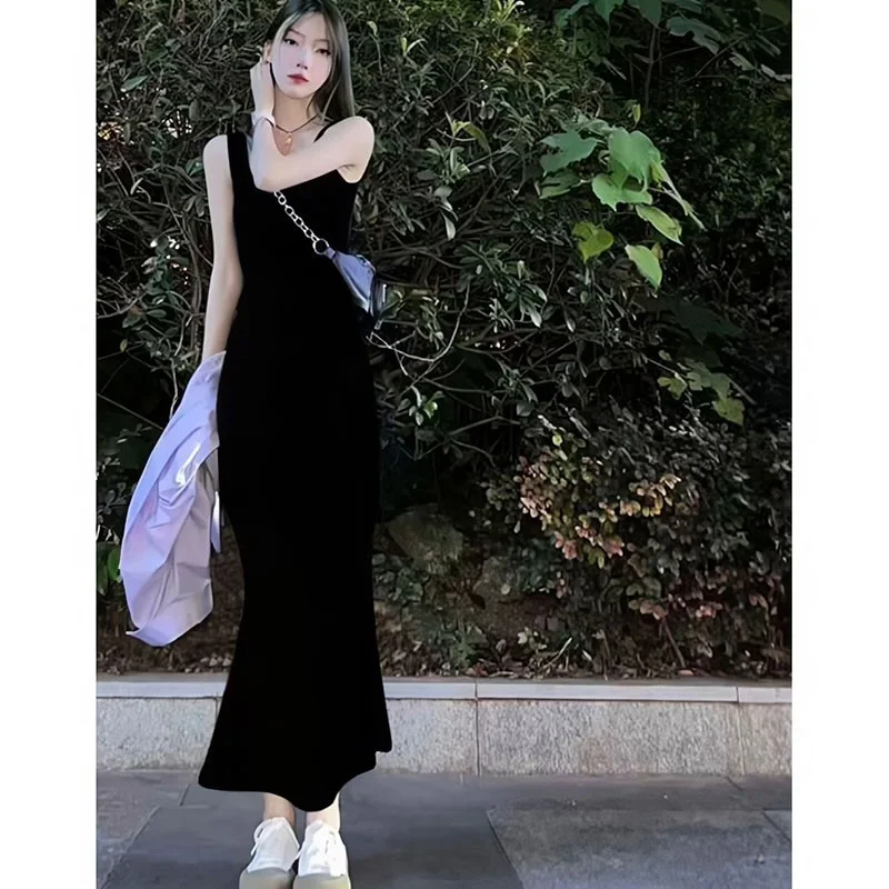 步步生莲黑色鱼尾连衣裙女夏季长款高级感吊