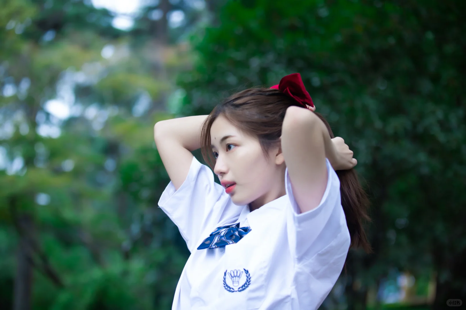 在吗？来康康美女扎头发👀｜jk写真