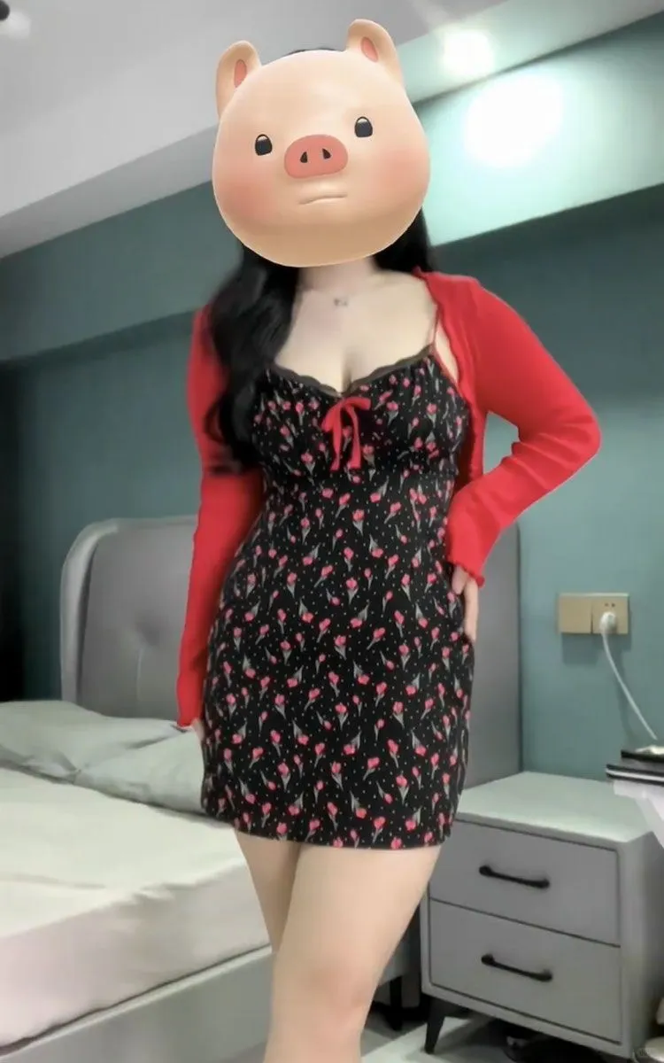 夏季必备👗性感碎花吊带裙