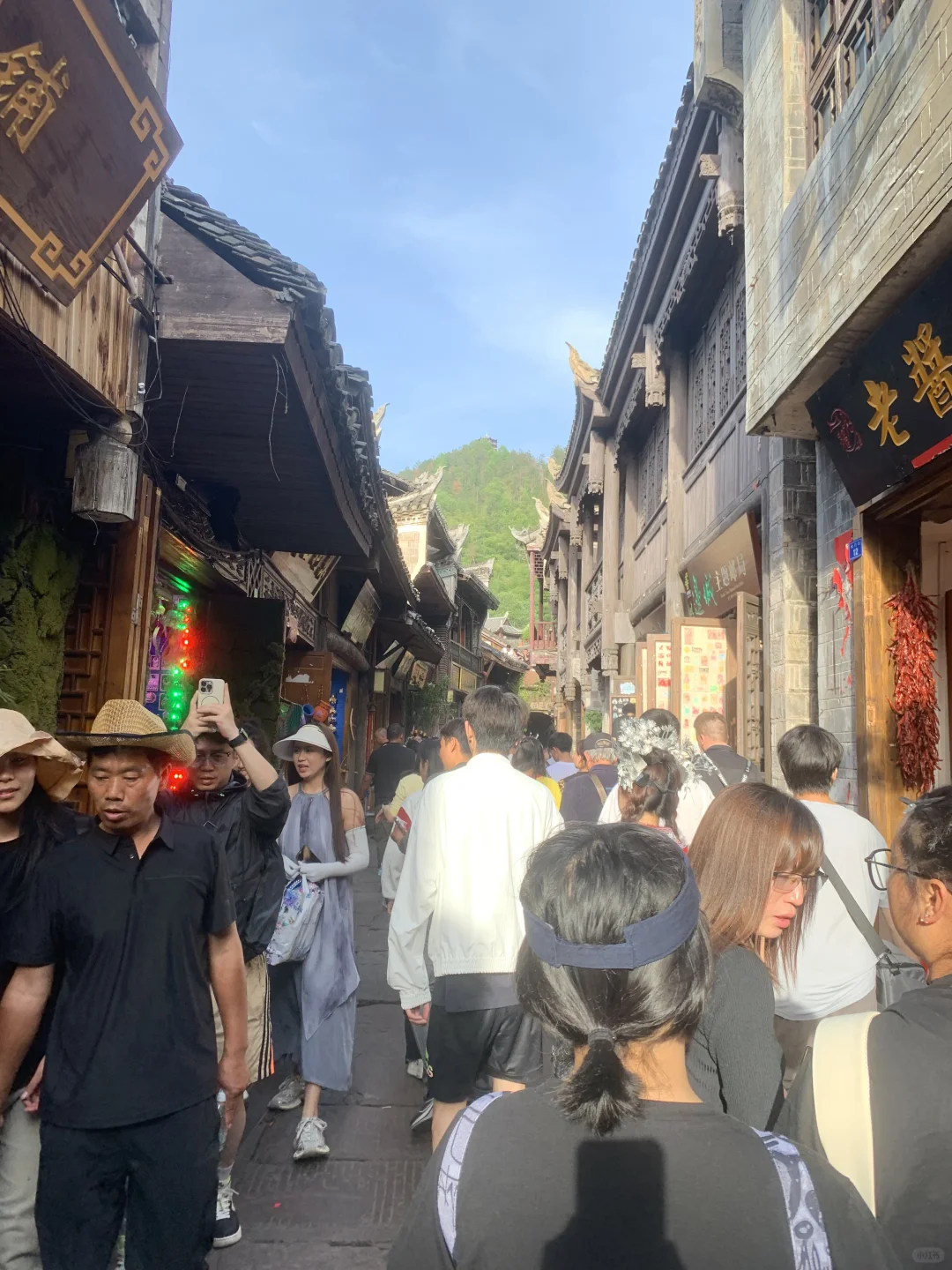 五一来凤凰古城 ❗❗️️真实避雷 ❗️❗️避雷❗️❗️