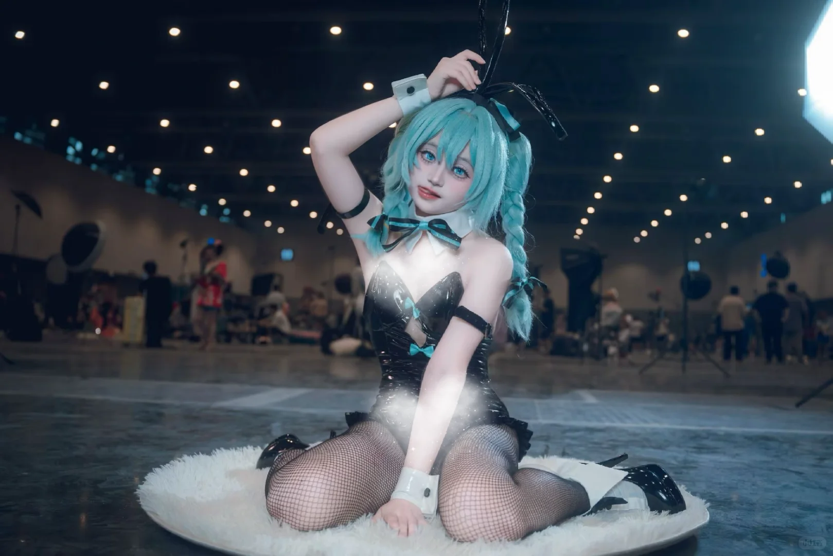 初音可爱的兔女郎动作参考