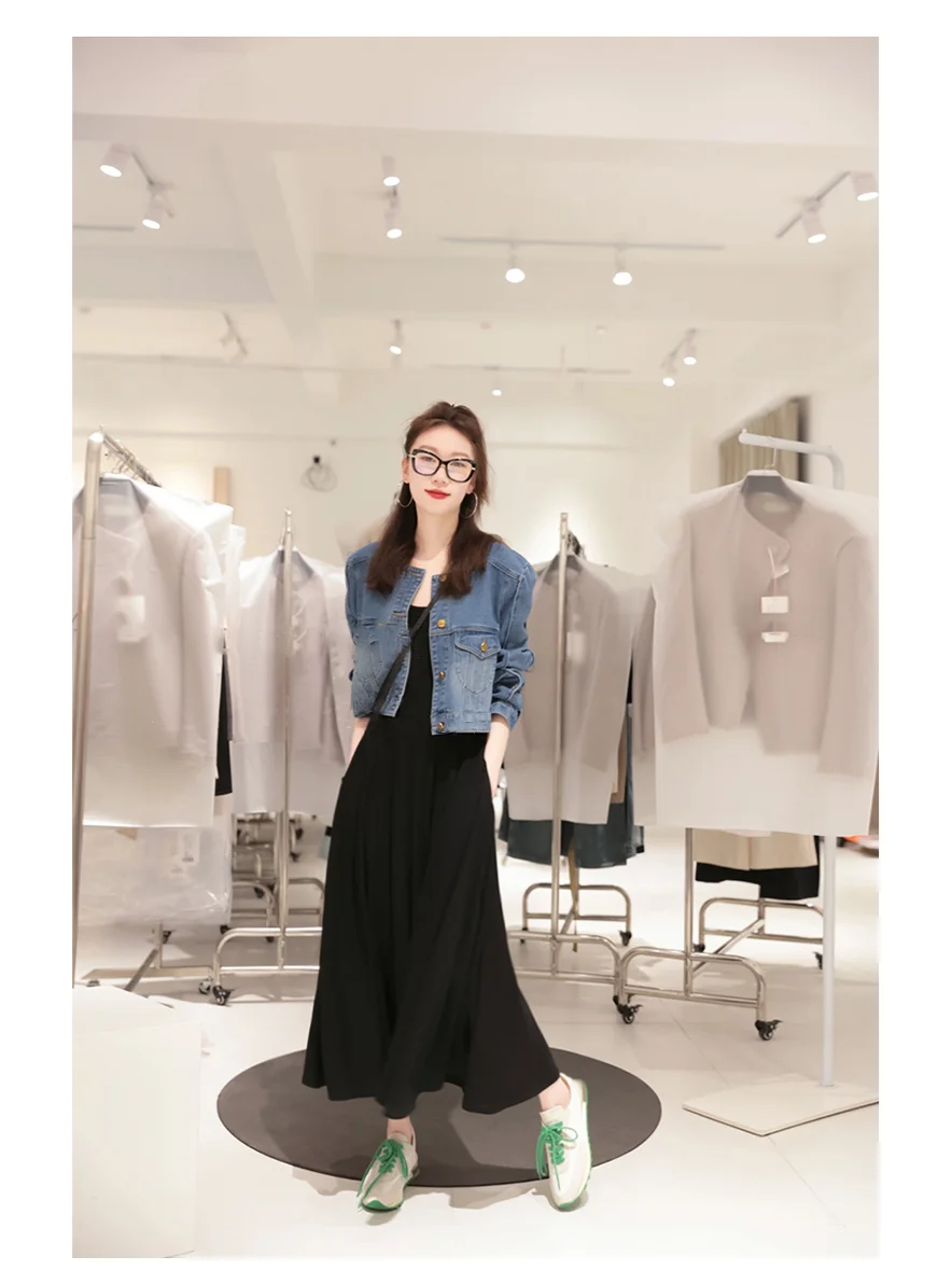 简约廓形纸片人 彰显女性的曲线美！！