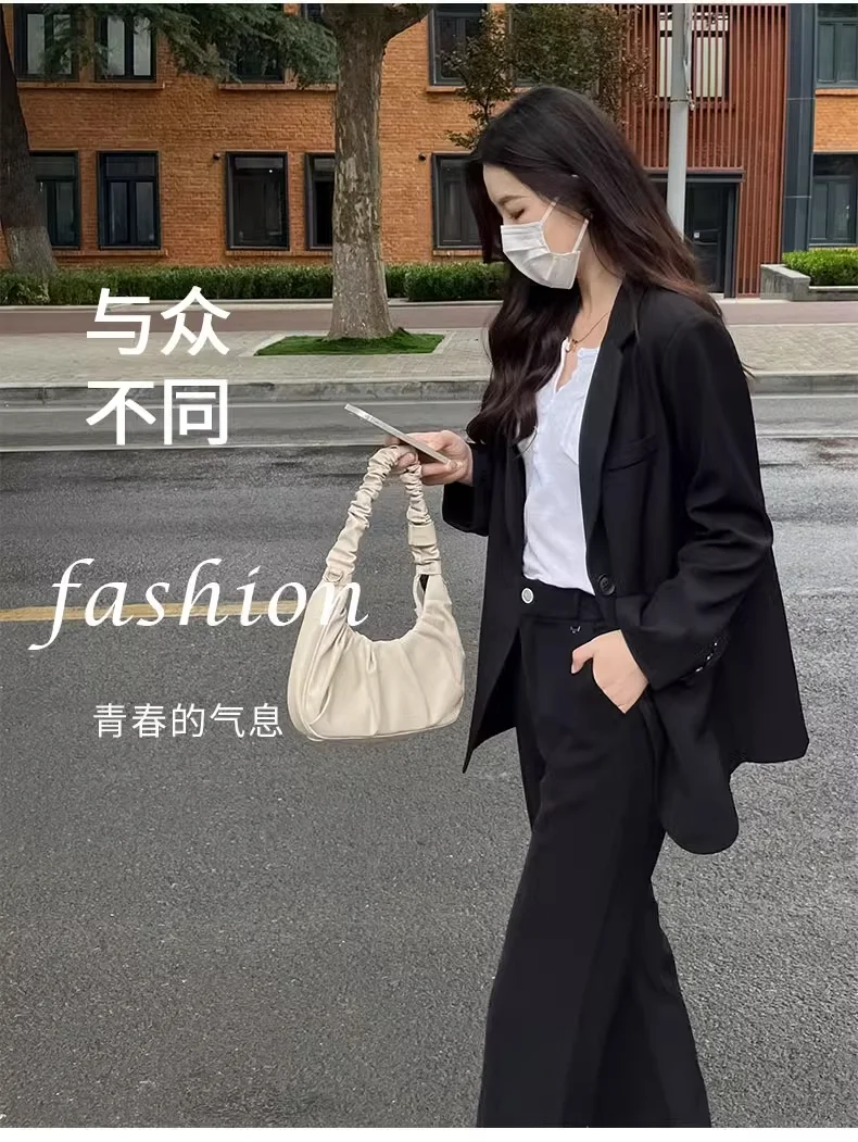 女大年后面试必看｜国考春招面试正装
