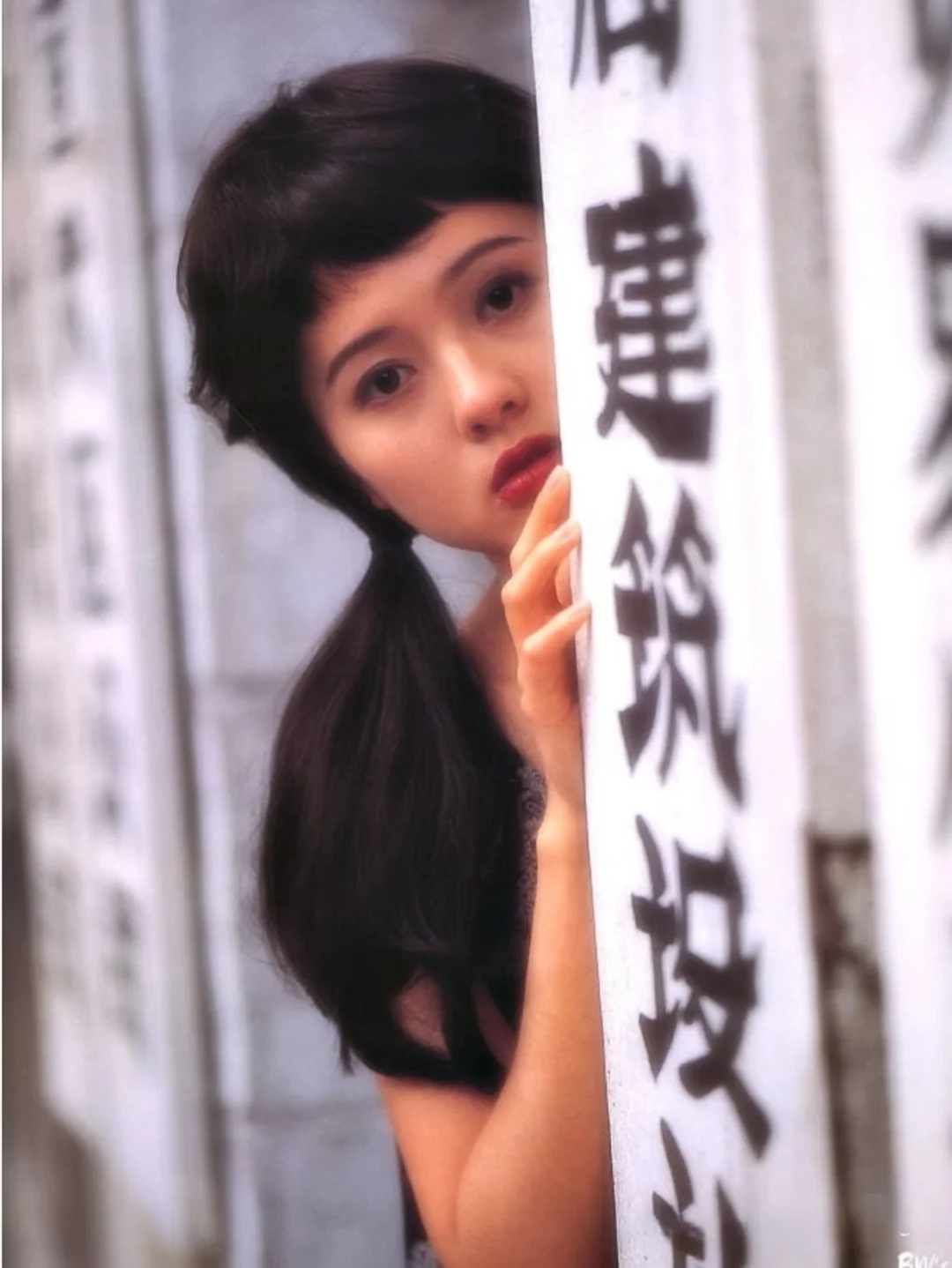 人间水蜜桃”李丽珍，不愧是港风女神代表
