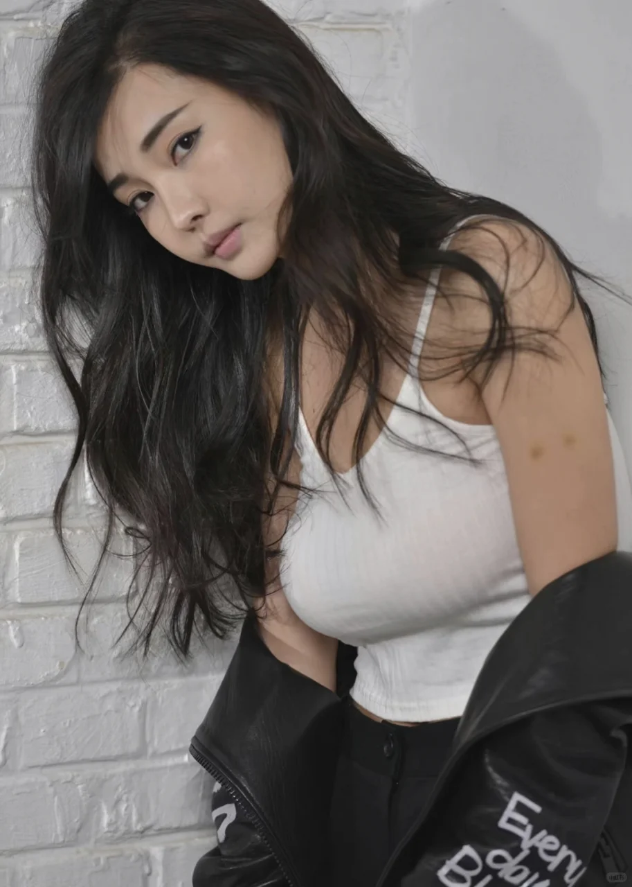 不出名的晶女郎童飞帅气写真