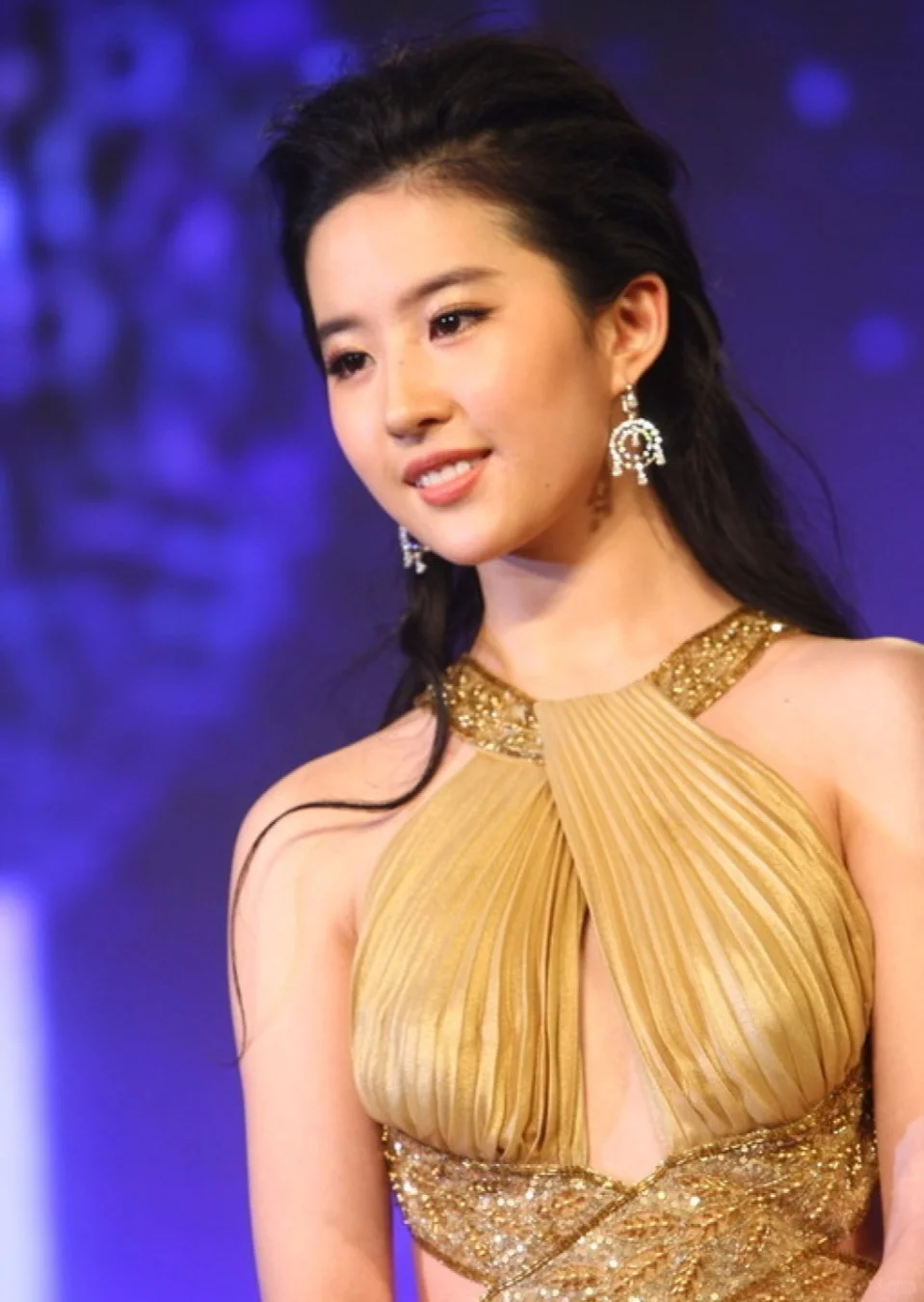 这个身材我说是美人鱼不过分吧‍♀️