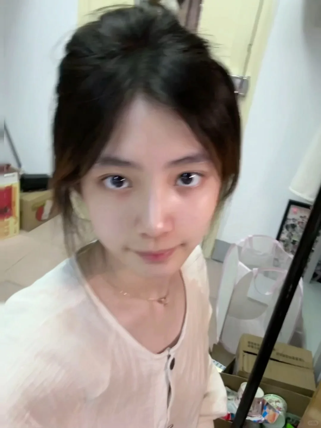 女大素颜实况