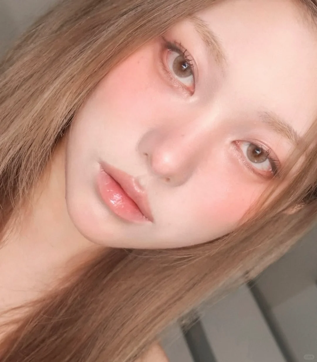 韩系猫眼辣妹厌世妆彩妆高光新玩法