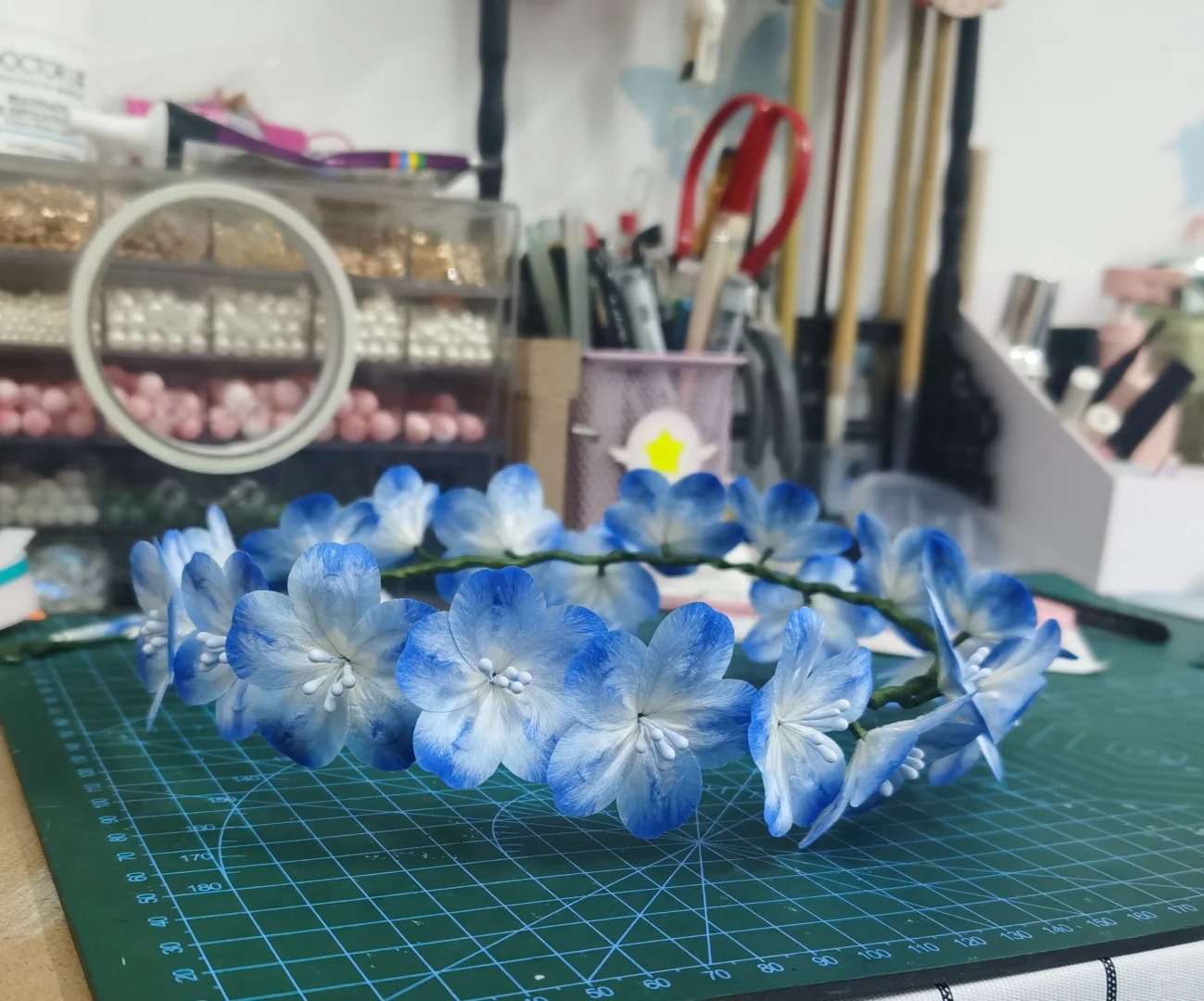 蚕丝绒花苍月草花环