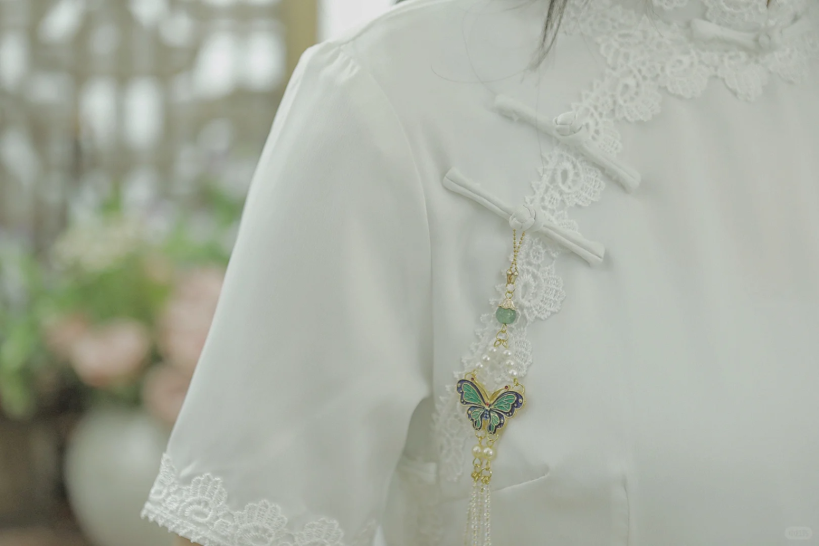 旗袍成全了女人的婀娜与优雅～