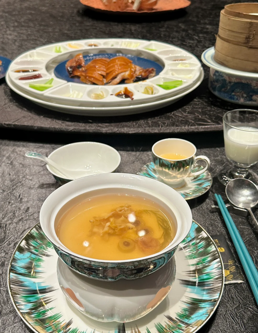 没有什么可以限制你活的自信又漂亮