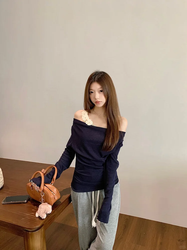 纯欲风拿捏了！这件一字肩针织衫美炸了😍