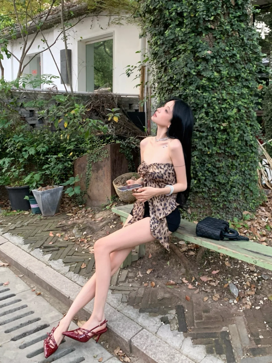 贪心总是多一些