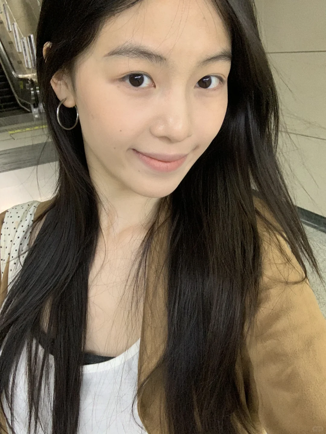 迷人的黑眼圈和眼袋