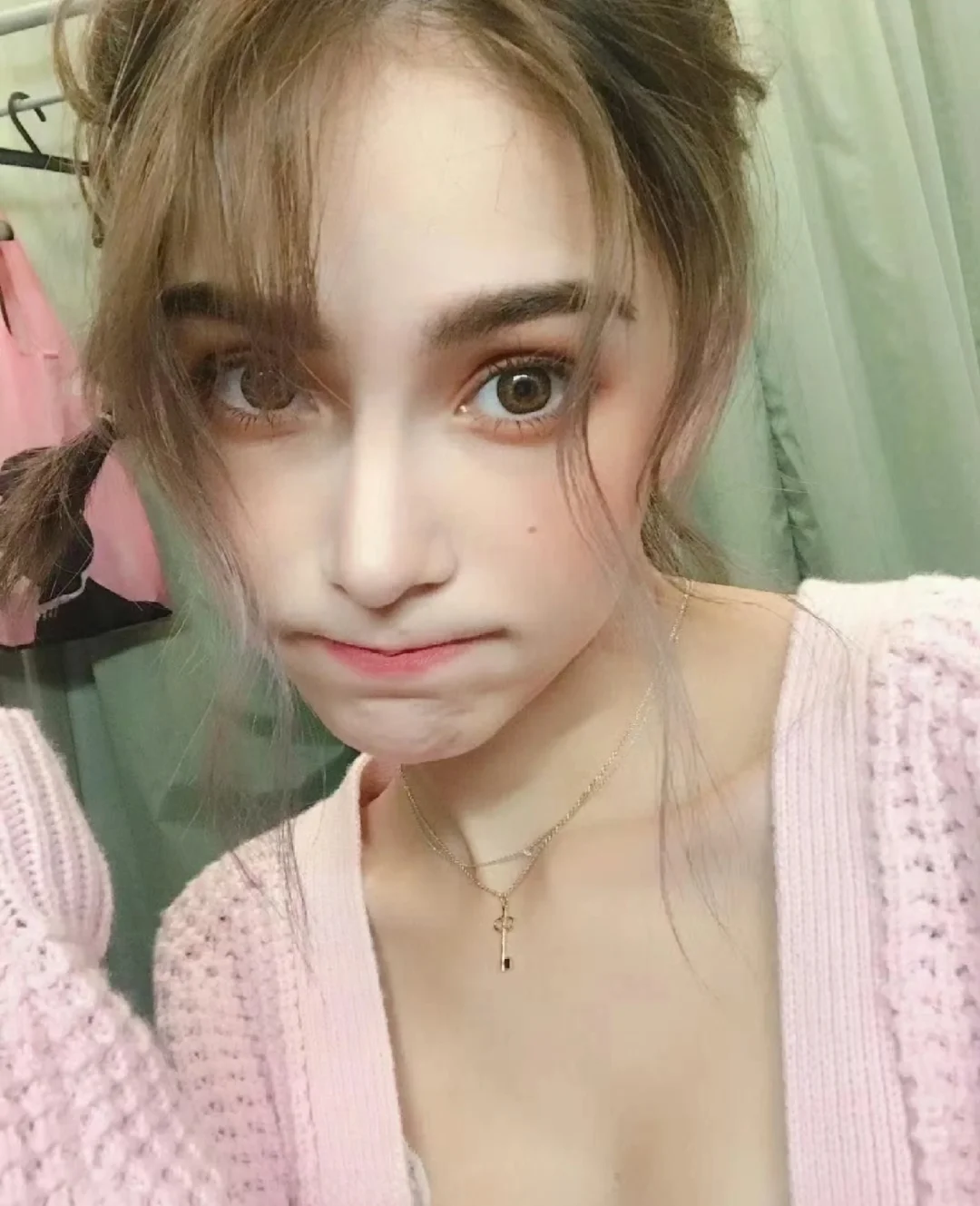 昆凌早期ins