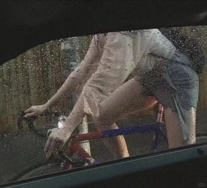 今日话题:穿的性感有错吗？
